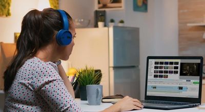 Как отзеркалить видео: 3 простых способа