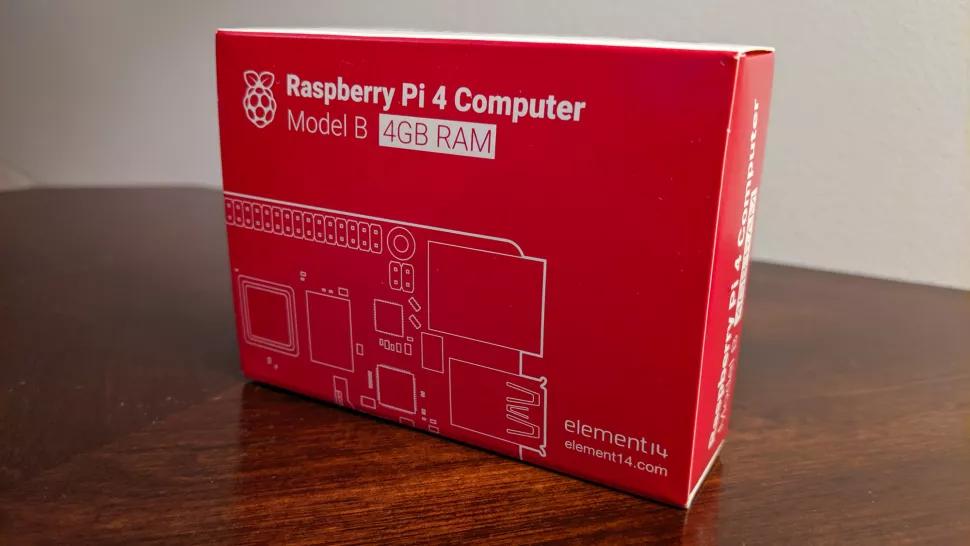 Raspberry Pi 4 Model B - первый из четвертого поколения компьютеров Raspberry Pi